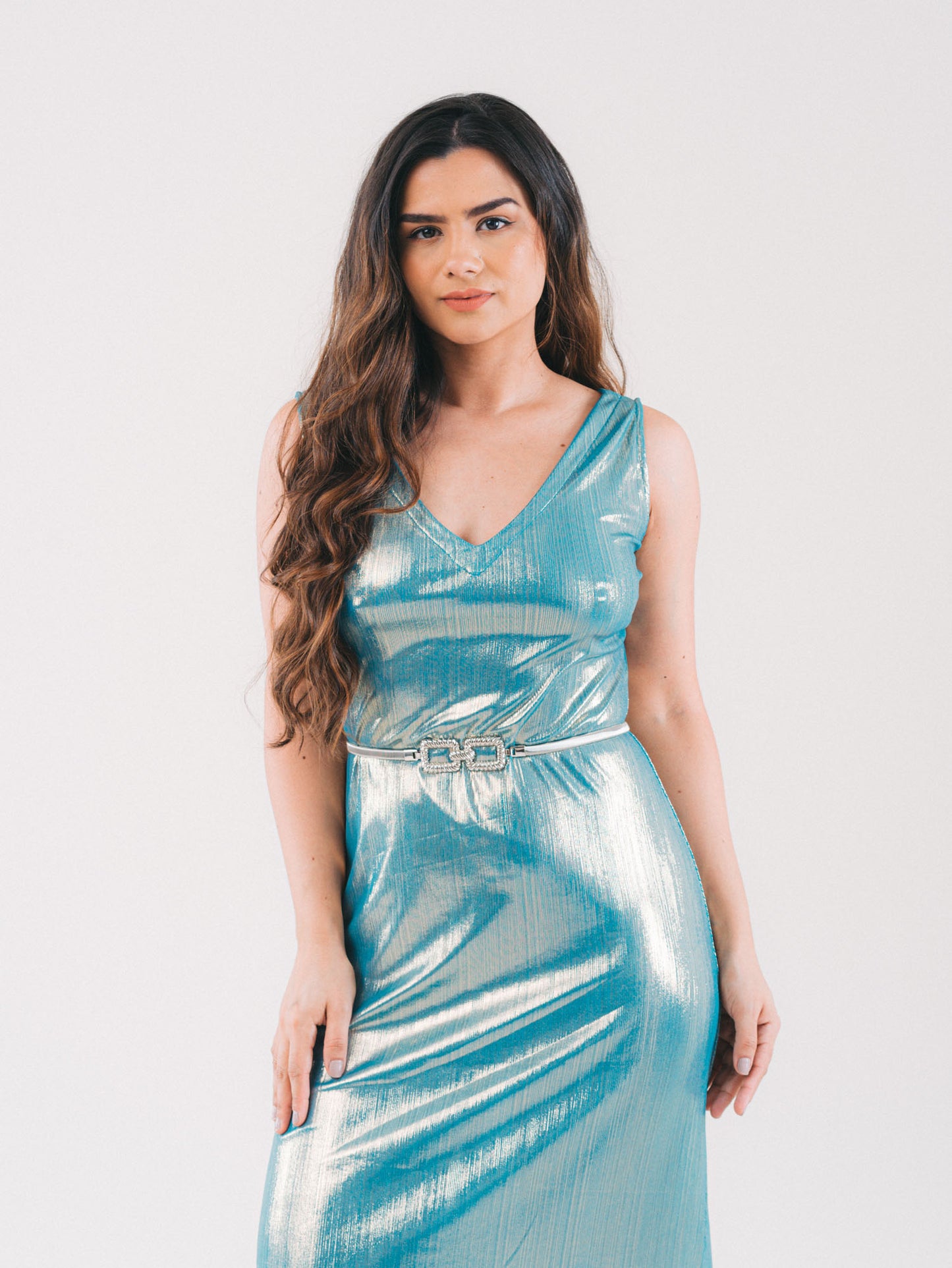 Vestido largo con escote forma V