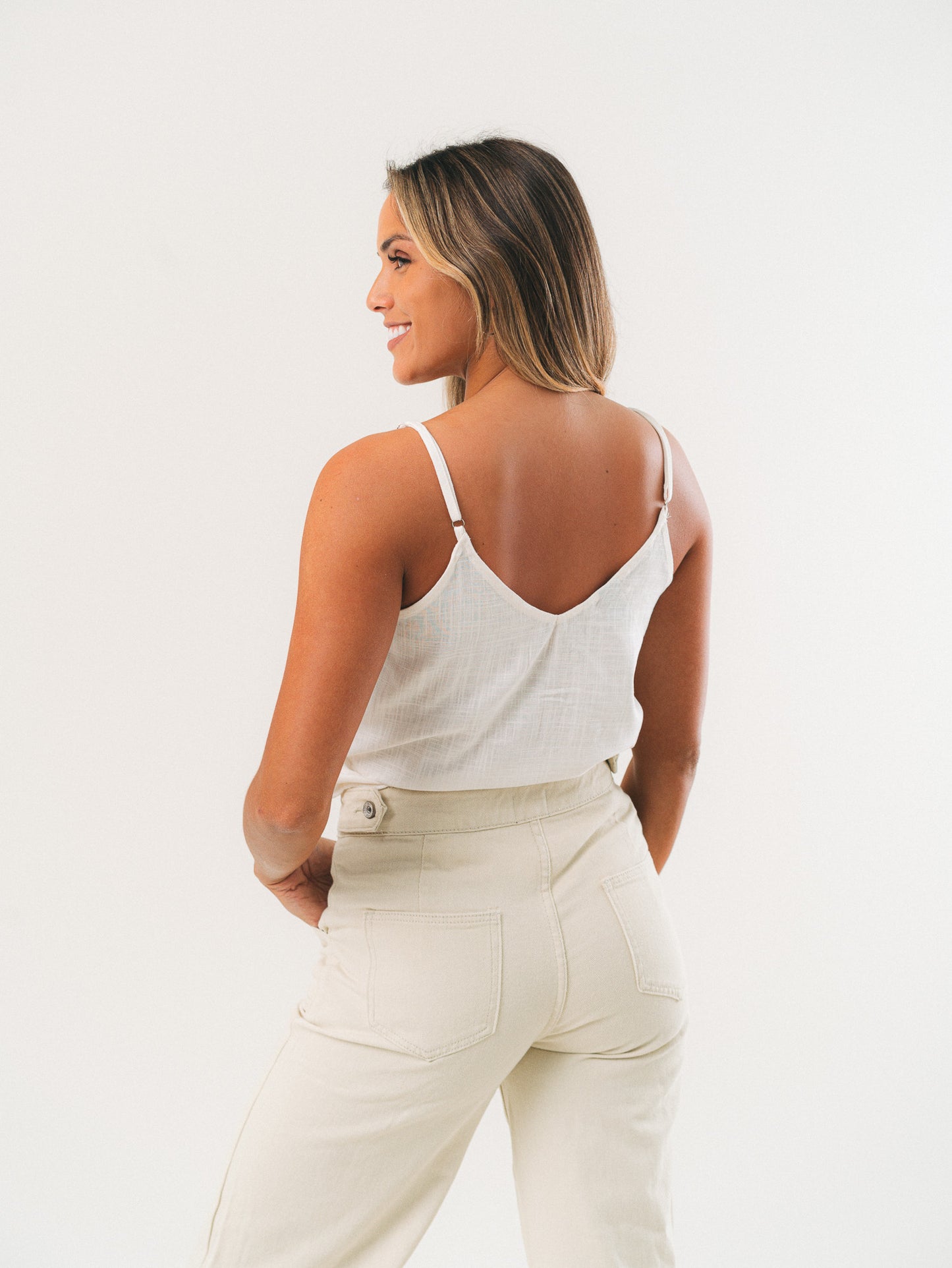 Musculosa de lino con botones