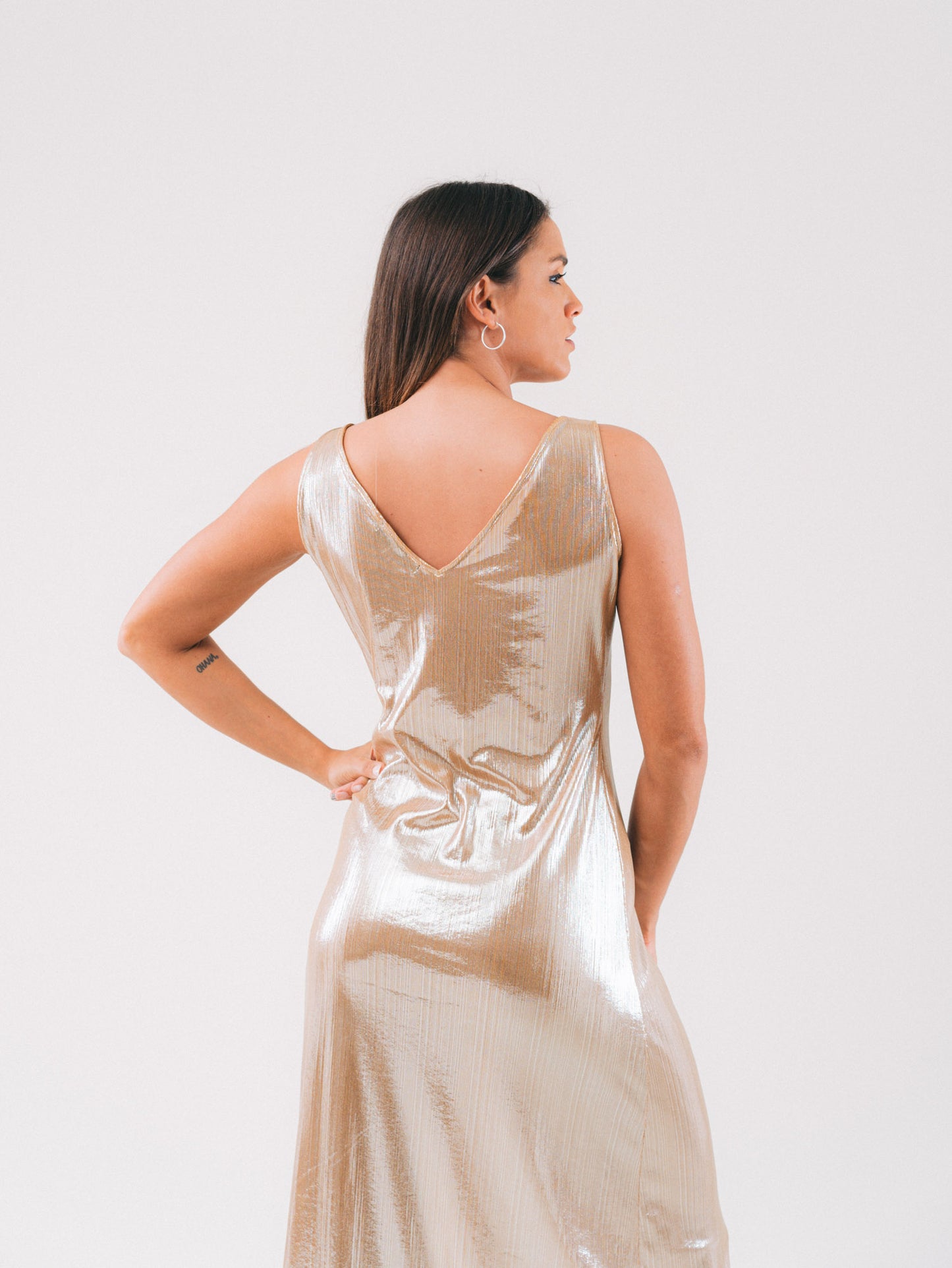 Vestido largo con escote forma V