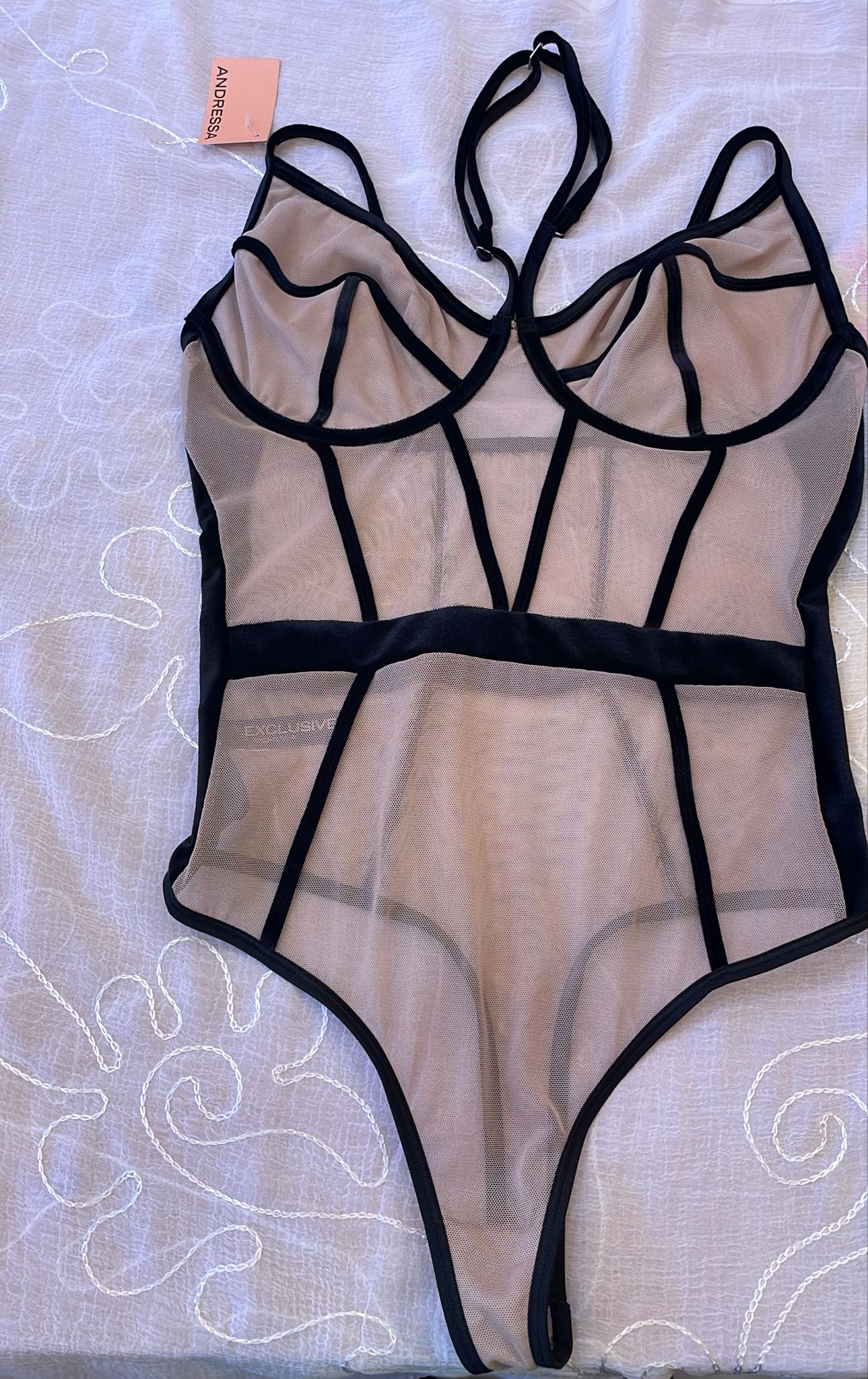 Body Andressa tul y terciopelo