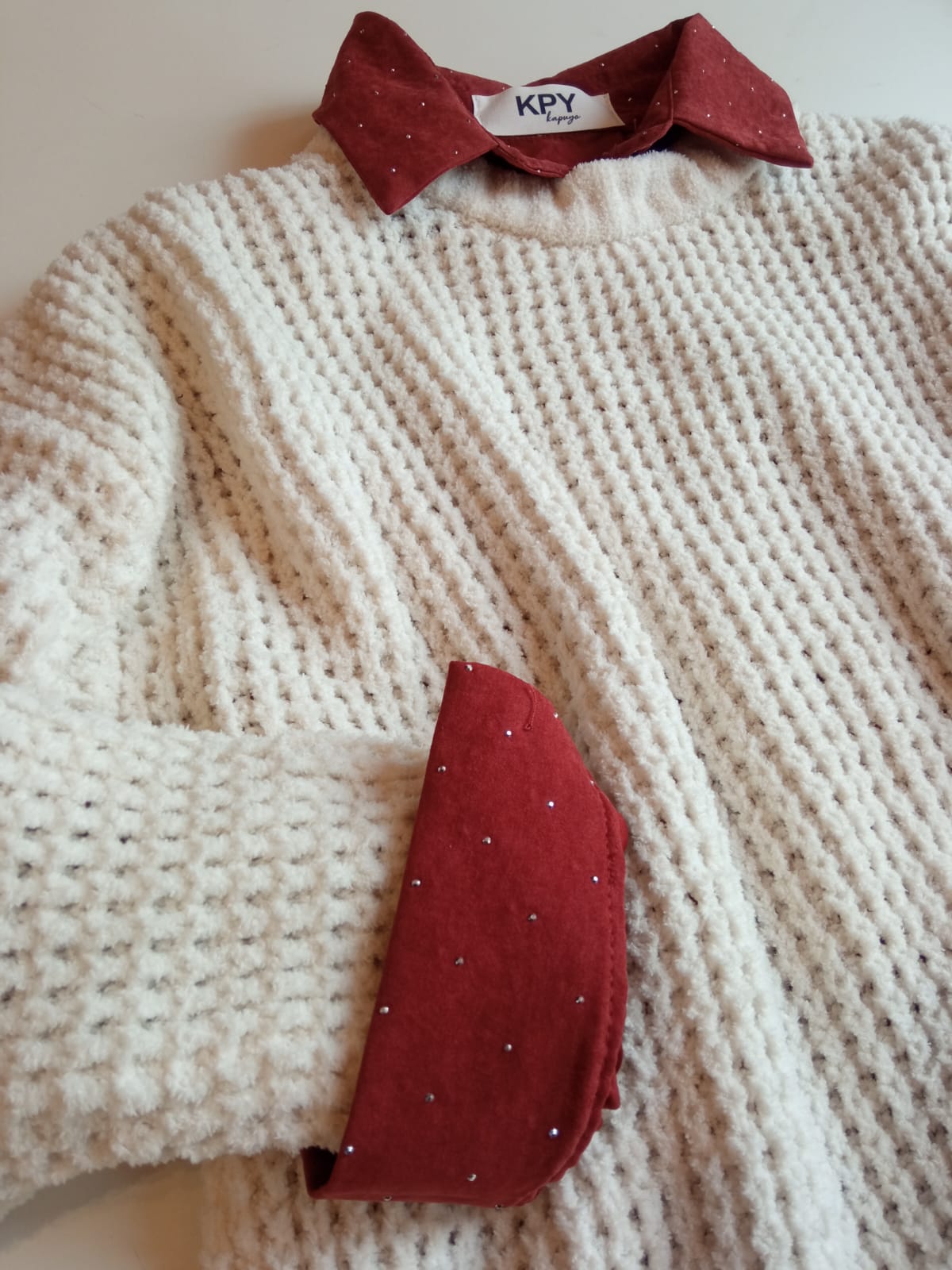Sweater Chenille Bee