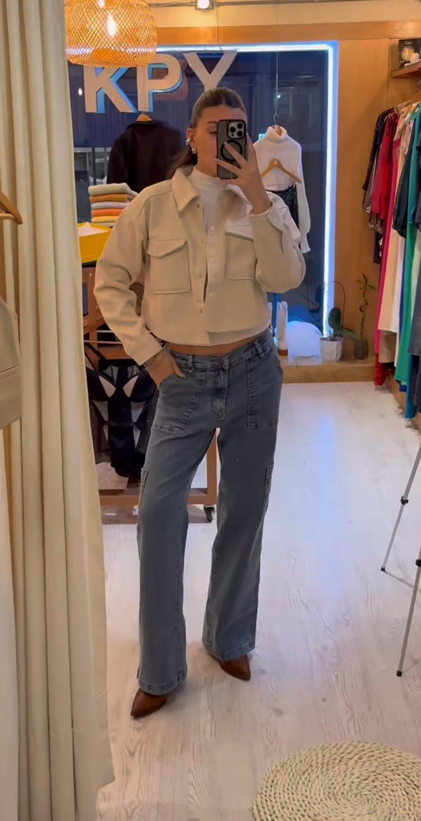 Jean con bolsillos
