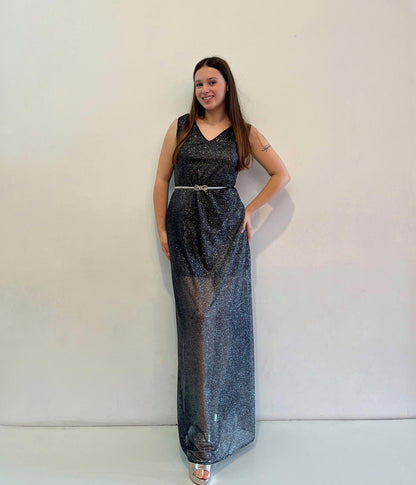 Vestido largo con escote forma V